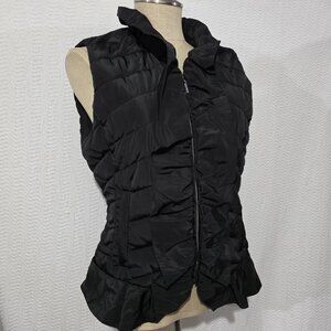 White House Black Market Black Ruffle Quilted Zip Vest M